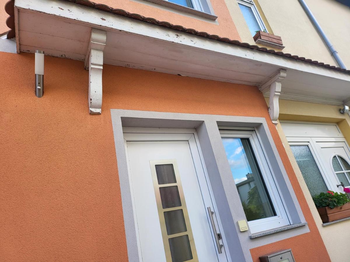 Modernes Behagliches Haus Mit Kamin, Terrasse Und Garten Magdeburk Exteriér fotografie