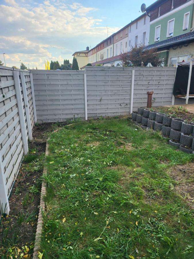Modernes Behagliches Haus Mit Kamin, Terrasse Und Garten Magdeburk Exteriér fotografie