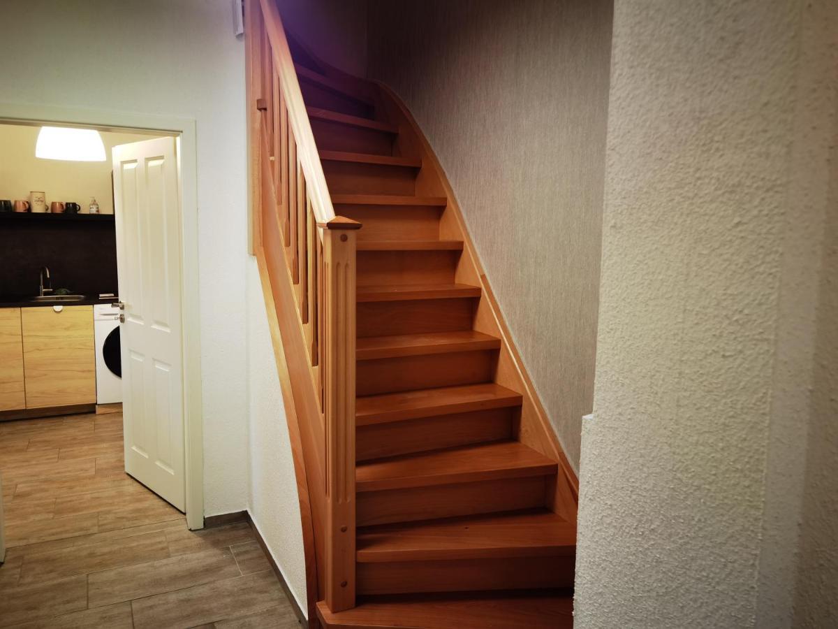 Modernes Behagliches Haus Mit Kamin, Terrasse Und Garten Magdeburk Exteriér fotografie