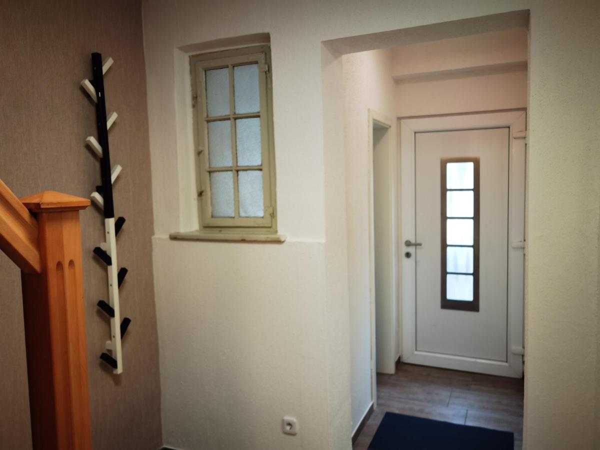 Modernes Behagliches Haus Mit Kamin, Terrasse Und Garten Magdeburk Exteriér fotografie