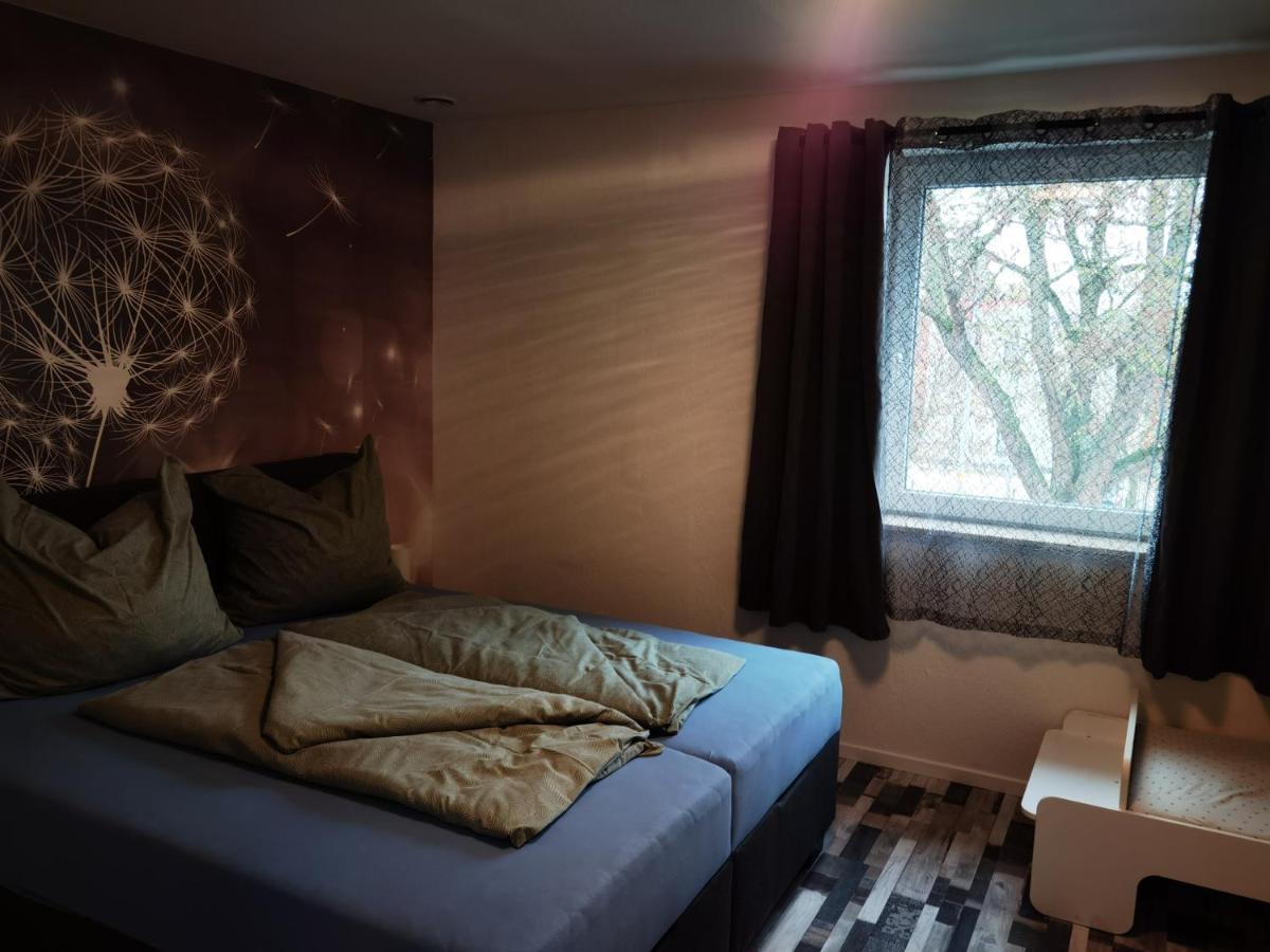 Modernes Behagliches Haus Mit Kamin, Terrasse Und Garten Magdeburk Exteriér fotografie